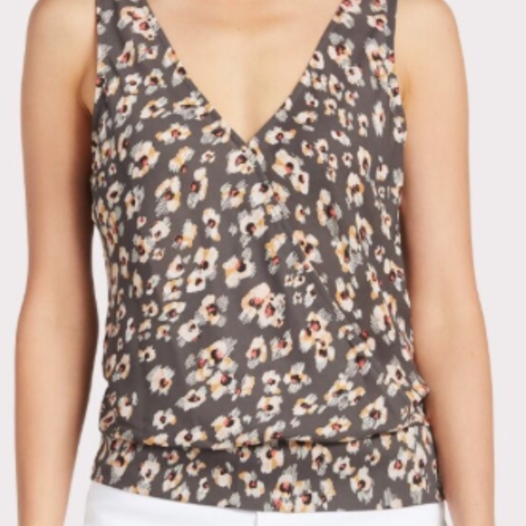 Evereve Tops - Evereve Allison Joy Gray/pink floral Crossbody Top